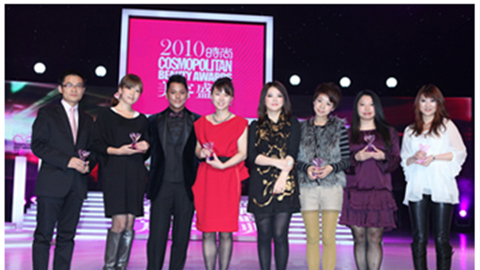 41660全球赢家的信心水漾肌密早晚水闪耀美容盛典