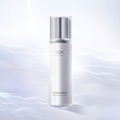 41660全球赢家的信心靓白晶钻光透焕肤乳