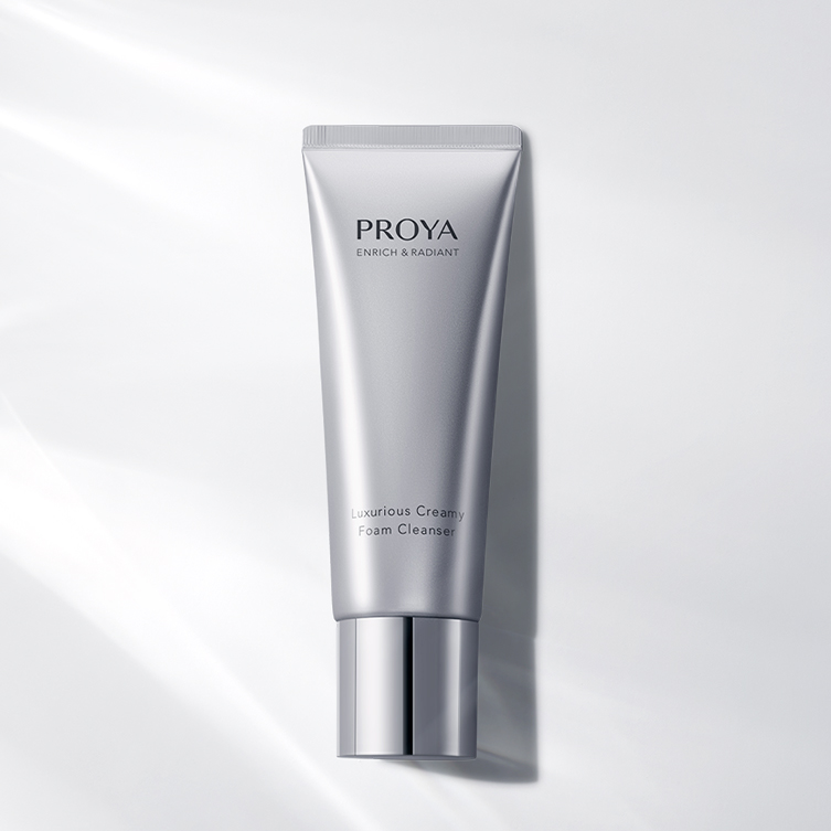 41660全球赢家的信心臻妍焕采奢养洁颜霜